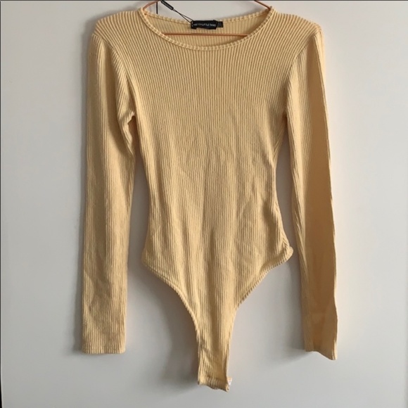Pretty Little Thing Bodysuit New With Tags - Picture 2 of 3